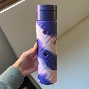 FINAL SALE lululemon waterbottle